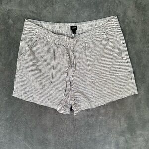 J. Crew Linen Blend Drawstring Women's Shorts - White & Black Stripes M 3.5 inch